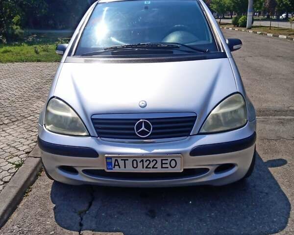 Сірий Мерседес А клас, об'ємом двигуна 1.4 л та пробігом 220 тис. км за 4000 $, фото 9 на Automoto.ua