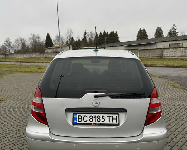 Сірий Мерседес А клас, об'ємом двигуна 1.7 л та пробігом 212 тис. км за 5700 $, фото 4 на Automoto.ua
