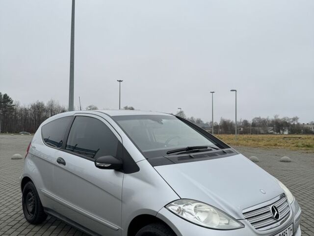 Серый Мерседес А класс, объемом двигателя 1.7 л и пробегом 212 тыс. км за 5700 $, фото 7 на Automoto.ua