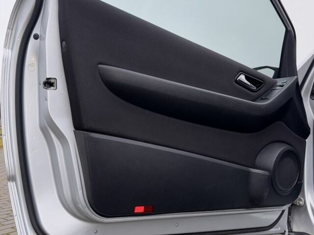 Серый Мерседес А класс, объемом двигателя 1.7 л и пробегом 212 тыс. км за 5700 $, фото 15 на Automoto.ua