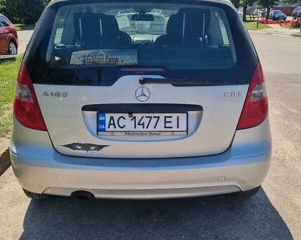 Серый Мерседес А класс, объемом двигателя 1.99 л и пробегом 220 тыс. км за 6000 $, фото 3 на Automoto.ua