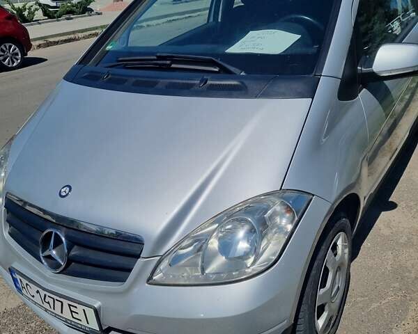 Серый Мерседес А класс, объемом двигателя 1.99 л и пробегом 220 тыс. км за 6000 $, фото 5 на Automoto.ua