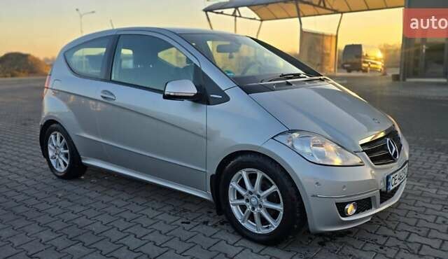 Серый Мерседес А класс, объемом двигателя 2 л и пробегом 401 тыс. км за 6100 $, фото 9 на Automoto.ua