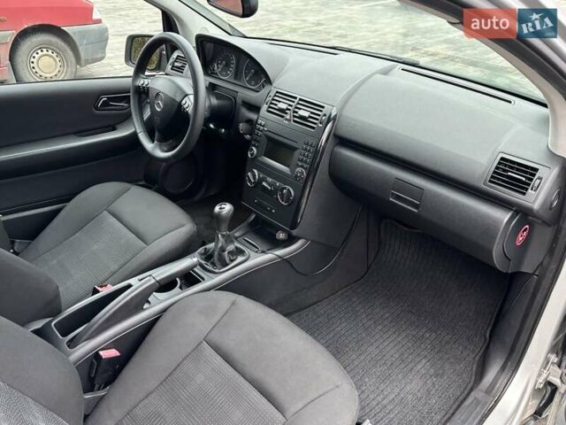 Серый Мерседес А класс, объемом двигателя 1.5 л и пробегом 170 тыс. км за 3950 $, фото 20 на Automoto.ua