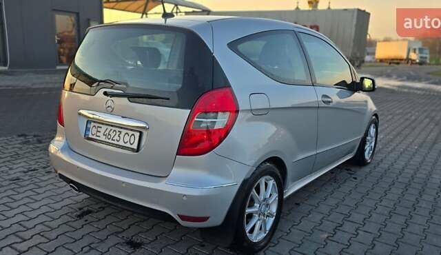 Серый Мерседес А класс, объемом двигателя 2 л и пробегом 401 тыс. км за 6100 $, фото 5 на Automoto.ua