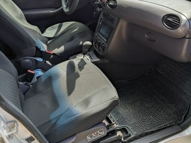 Сірий Мерседес А клас, об'ємом двигуна 1.7 л та пробігом 250 тис. км за 3400 $, фото 5 на Automoto.ua