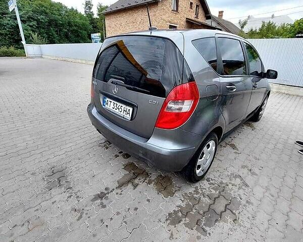 Сірий Мерседес А клас, об'ємом двигуна 2 л та пробігом 22 тис. км за 5300 $, фото 2 на Automoto.ua