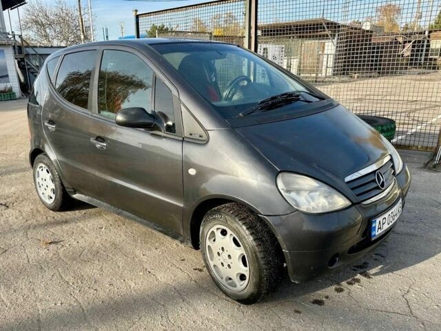 Серый Мерседес А класс, объемом двигателя 1.4 л и пробегом 280 тыс. км за 2500 $, фото 1 на Automoto.ua