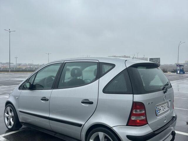 Сірий Мерседес А клас, об'ємом двигуна 1.7 л та пробігом 266 тис. км за 3900 $, фото 4 на Automoto.ua