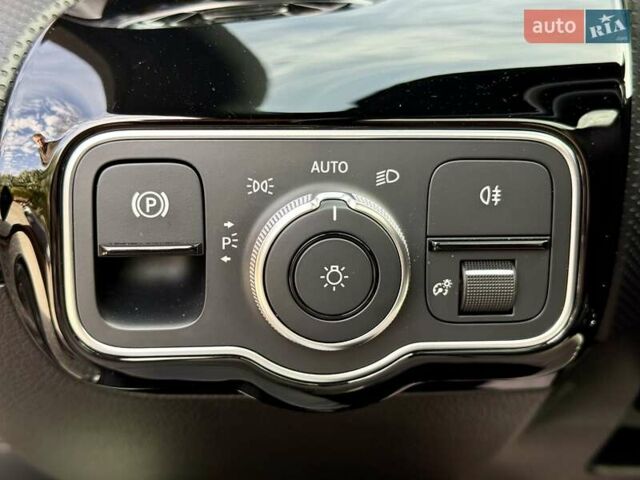 Серый Мерседес А класс, объемом двигателя 1.5 л и пробегом 28 тыс. км за 32000 $, фото 20 на Automoto.ua