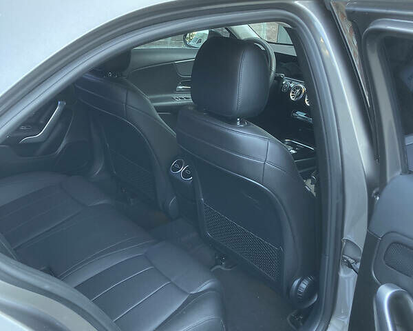 Серый Мерседес А класс, объемом двигателя 2 л и пробегом 54 тыс. км за 32900 $, фото 14 на Automoto.ua