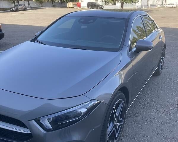 Серый Мерседес А класс, объемом двигателя 2 л и пробегом 54 тыс. км за 32900 $, фото 3 на Automoto.ua