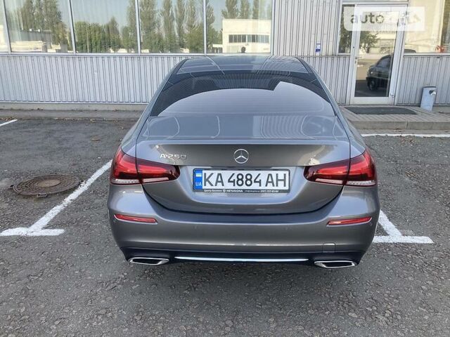 Серый Мерседес А класс, объемом двигателя 2 л и пробегом 54 тыс. км за 32900 $, фото 6 на Automoto.ua