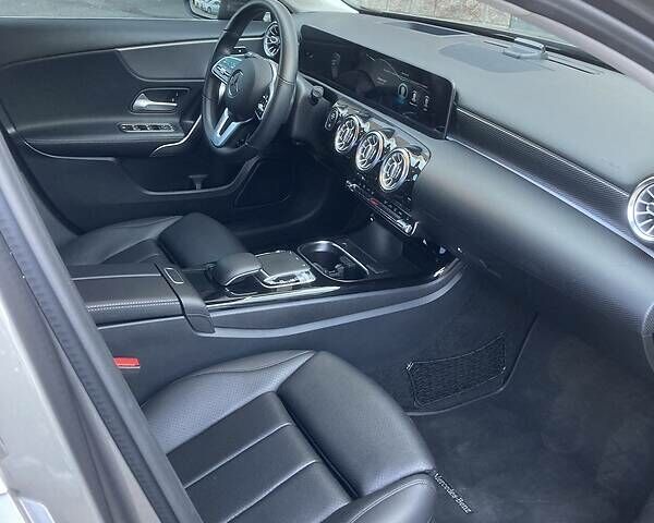 Серый Мерседес А класс, объемом двигателя 2 л и пробегом 54 тыс. км за 32900 $, фото 15 на Automoto.ua