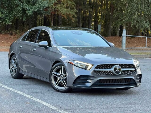 Серый Мерседес А класс, объемом двигателя 2 л и пробегом 31 тыс. км за 8300 $, фото 2 на Automoto.ua