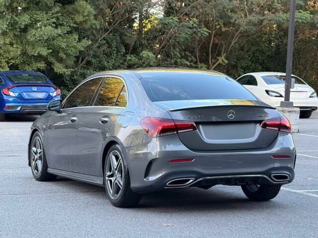 Серый Мерседес А класс, объемом двигателя 2 л и пробегом 31 тыс. км за 8300 $, фото 3 на Automoto.ua