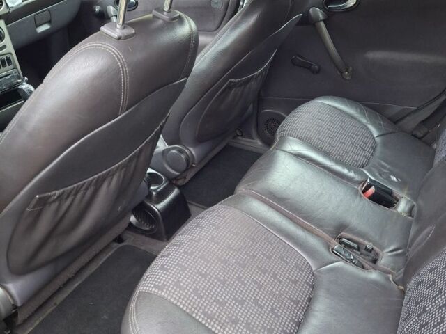 Серый Мерседес А класс, объемом двигателя 1.7 л и пробегом 243 тыс. км за 1299 $, фото 7 на Automoto.ua