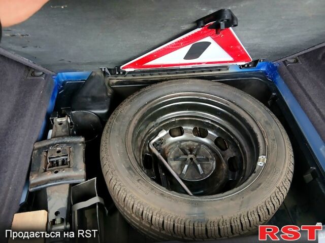 Синій Мерседес А клас, об'ємом двигуна 1.6 л та пробігом 230 тис. км за 2499 $, фото 11 на Automoto.ua