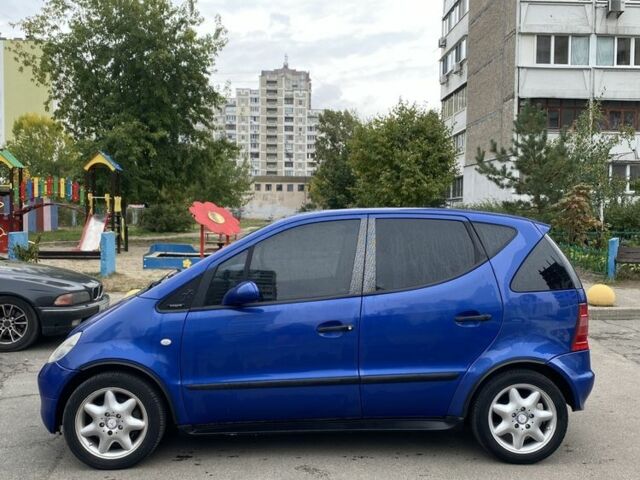 Синій Мерседес А клас, об'ємом двигуна 1.6 л та пробігом 260 тис. км за 3700 $, фото 1 на Automoto.ua