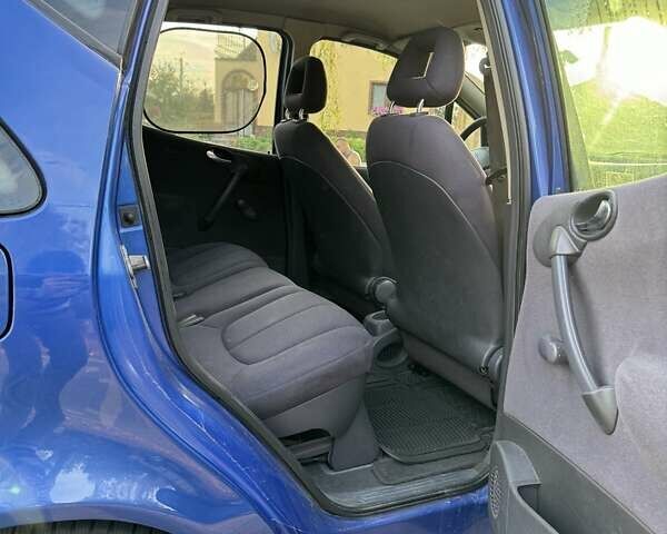 Синій Мерседес А клас, об'ємом двигуна 0 л та пробігом 293 тис. км за 2299 $, фото 8 на Automoto.ua