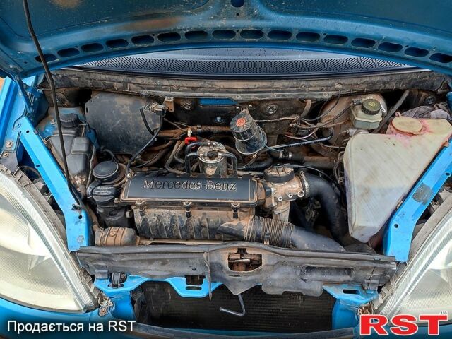 Синій Мерседес А клас, об'ємом двигуна 1.7 л та пробігом 267 тис. км за 2950 $, фото 4 на Automoto.ua