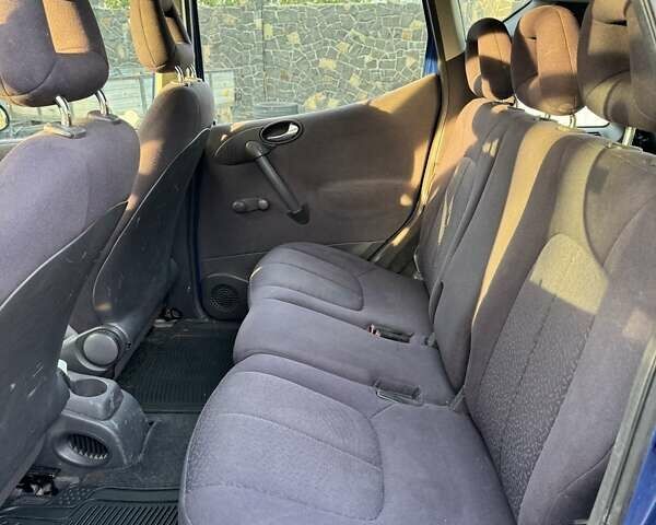 Синій Мерседес А клас, об'ємом двигуна 0 л та пробігом 293 тис. км за 2299 $, фото 18 на Automoto.ua