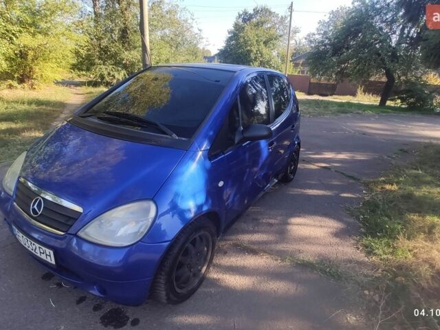 Синій Мерседес А клас, об'ємом двигуна 1.4 л та пробігом 276 тис. км за 2100 $, фото 3 на Automoto.ua