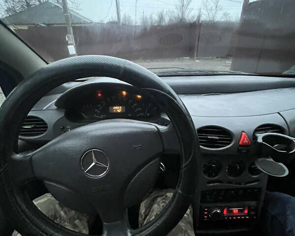 Синій Мерседес А клас, об'ємом двигуна 1.6 л та пробігом 228 тис. км за 1200 $, фото 12 на Automoto.ua
