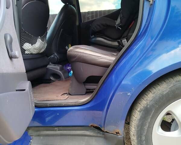 Мерседес А класс 1999 в Долине на Automoto.ua Синий Мерседес А класс, объемом двигателя 1.4 л и пробегом 292 тыс. км за 3000 $, фото 4 на Automoto.ua