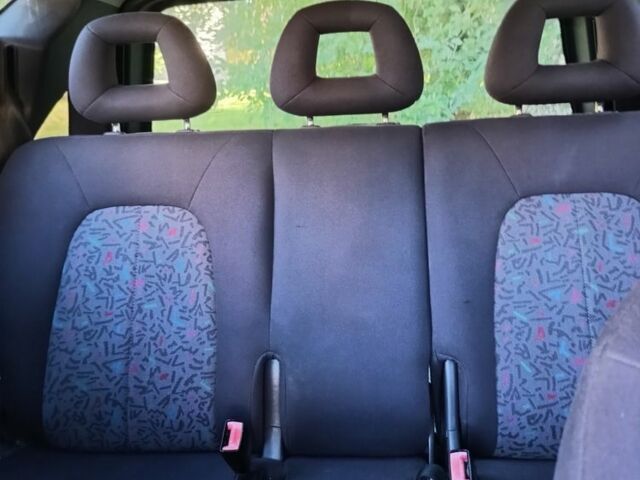 Синій Мерседес А клас, об'ємом двигуна 1.7 л та пробігом 338 тис. км за 2700 $, фото 7 на Automoto.ua