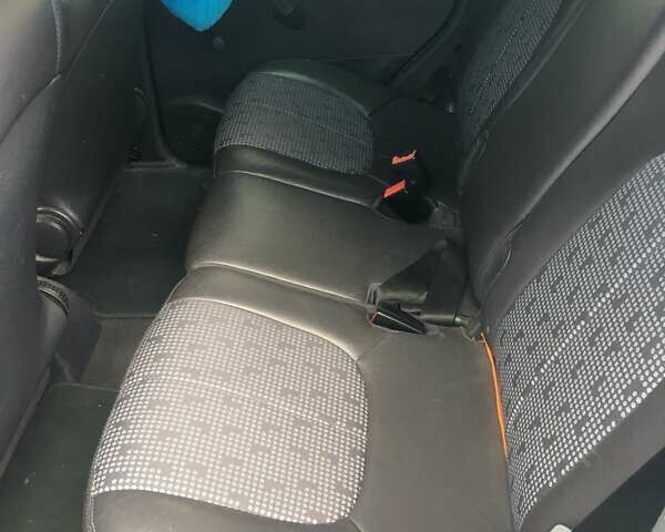 Синій Мерседес А клас, об'ємом двигуна 1.9 л та пробігом 257 тис. км за 3800 $, фото 3 на Automoto.ua