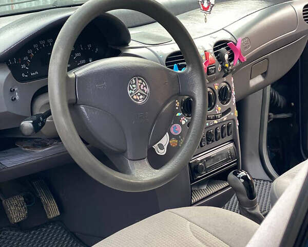 Мерседес А класс 1999 в Виннице на Automoto.ua Синий Мерседес А класс, объемом двигателя 1.6 л и пробегом 300 тыс. км за 3000 $, фото 5 на Automoto.ua