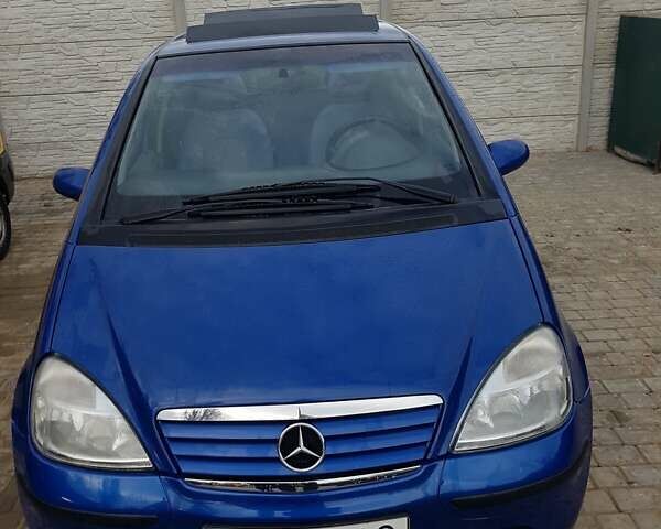 Синий Мерседес А класс, объемом двигателя 0 л и пробегом 300 тыс. км за 3500 $, фото 6 на Automoto.ua