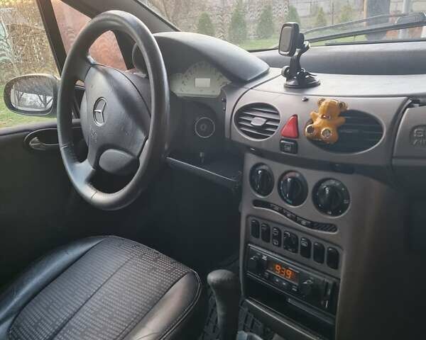 Синій Мерседес А клас, об'ємом двигуна 1.69 л та пробігом 204 тис. км за 2000 $, фото 9 на Automoto.ua