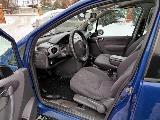 Синий Мерседес А класс, объемом двигателя 1.7 л и пробегом 180 тыс. км за 1550 $, фото 9 на Automoto.ua