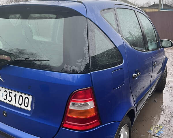 Синій Мерседес А клас, об'ємом двигуна 1.6 л та пробігом 228 тис. км за 1200 $, фото 3 на Automoto.ua