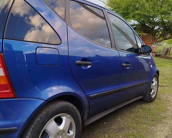 Мерседес А класс 1999 в Долине на Automoto.ua Синий Мерседес А класс, объемом двигателя 1.4 л и пробегом 292 тыс. км за 3000 $, фото 8 на Automoto.ua