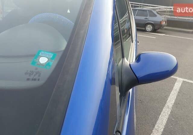 Синій Мерседес А клас, об'ємом двигуна 1.6 л та пробігом 200 тис. км за 3600 $, фото 9 на Automoto.ua