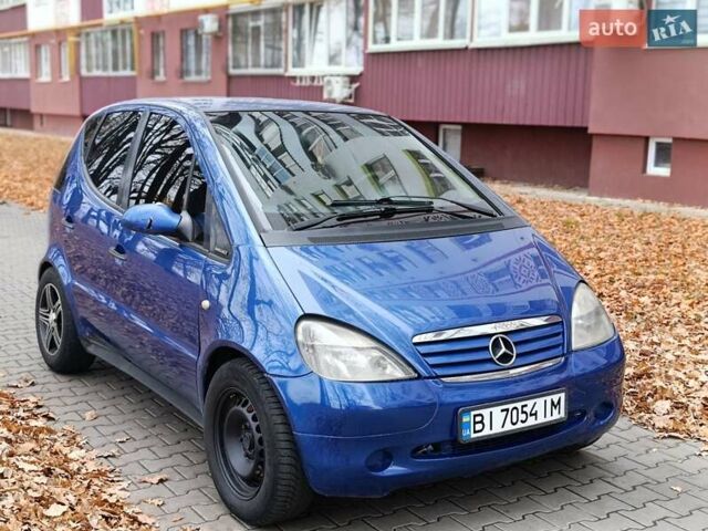 Синий Мерседес А класс, объемом двигателя 1.9 л и пробегом 200 тыс. км за 2000 $, фото 7 на Automoto.ua