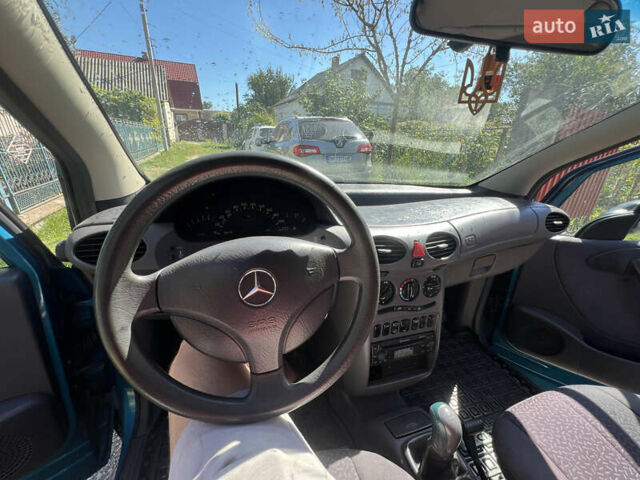Синій Мерседес А клас, об'ємом двигуна 1.4 л та пробігом 190 тис. км за 3850 $, фото 11 на Automoto.ua