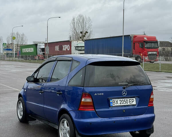 Синий Мерседес А класс, объемом двигателя 1.4 л и пробегом 237 тыс. км за 3900 $, фото 3 на Automoto.ua