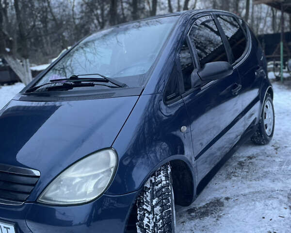 Синій Мерседес А клас, об'ємом двигуна 1.4 л та пробігом 220 тис. км за 3000 $, фото 1 на Automoto.ua