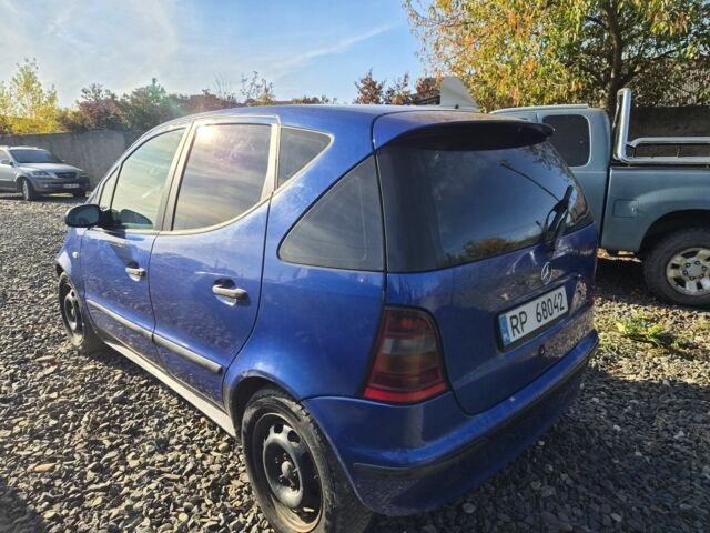 Синій Мерседес А клас, об'ємом двигуна 0 л та пробігом 245 тис. км за 1105 $, фото 5 на Automoto.ua