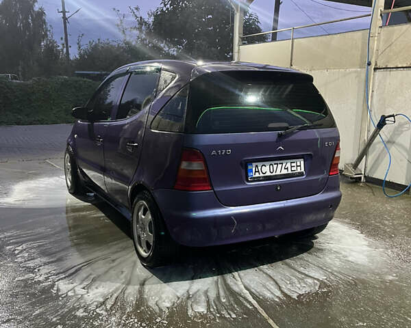 Синій Мерседес А клас, об'ємом двигуна 1.69 л та пробігом 300 тис. км за 2500 $, фото 15 на Automoto.ua