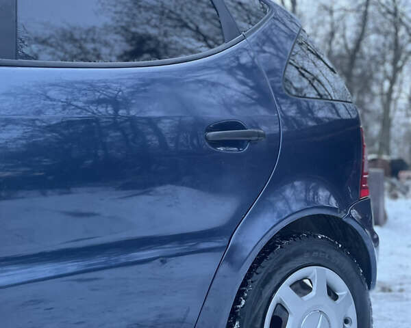 Синій Мерседес А клас, об'ємом двигуна 1.4 л та пробігом 220 тис. км за 3000 $, фото 3 на Automoto.ua