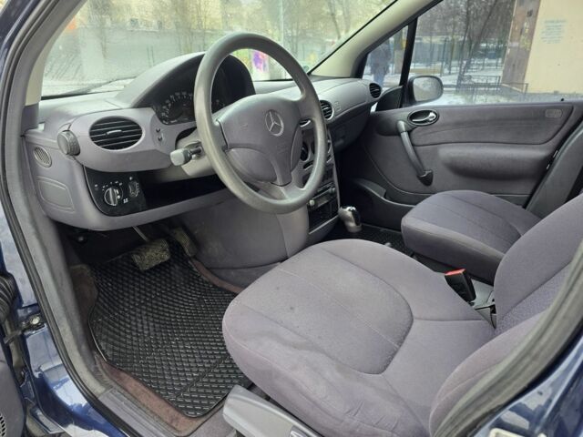 Синій Мерседес А клас, об'ємом двигуна 1.4 л та пробігом 260 тис. км за 2500 $, фото 8 на Automoto.ua