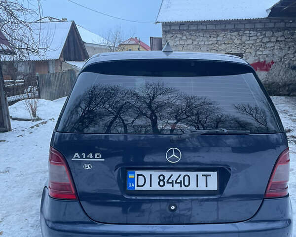 Синій Мерседес А клас, об'ємом двигуна 1.4 л та пробігом 220 тис. км за 3000 $, фото 4 на Automoto.ua