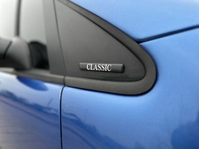 Синий Мерседес А класс, объемом двигателя 1.6 л и пробегом 235 тыс. км за 3500 $, фото 11 на Automoto.ua