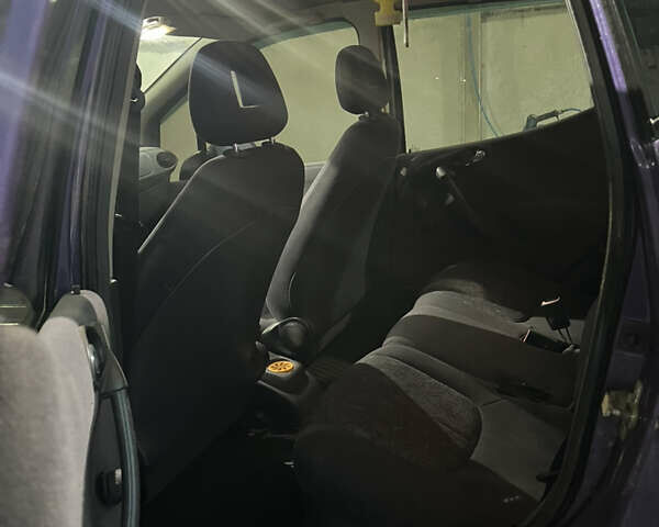 Синій Мерседес А клас, об'ємом двигуна 1.69 л та пробігом 300 тис. км за 2500 $, фото 12 на Automoto.ua