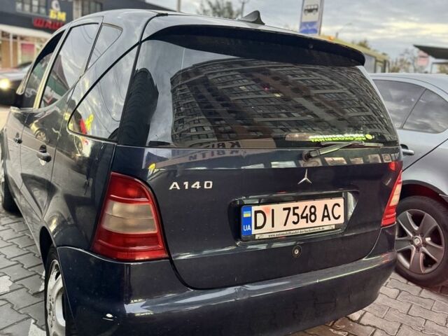 Мерседес А класс 2000 в Одессе на Automoto.ua Синий Мерседес А класс, объемом двигателя 1.4 л и пробегом 259 тыс. км за 1999 $, фото 4 на Automoto.ua